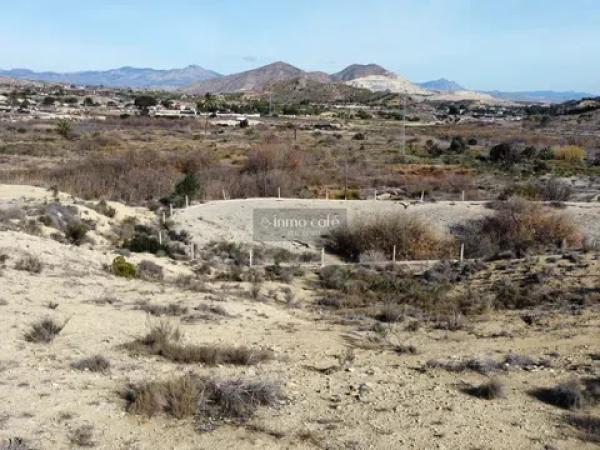 Terreno en partida Fontcalent