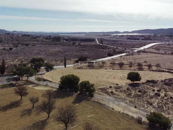 Terreno en partida Fontcalent