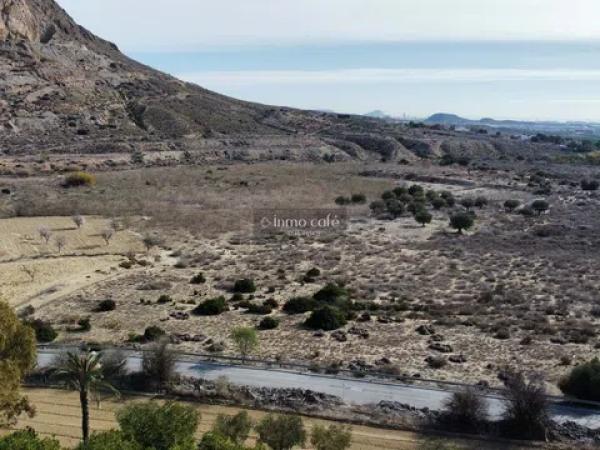 Terreno en partida Fontcalent