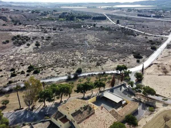 Terreno en partida Fontcalent