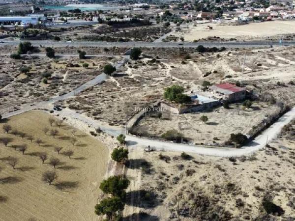 Terreno en partida Fontcalent