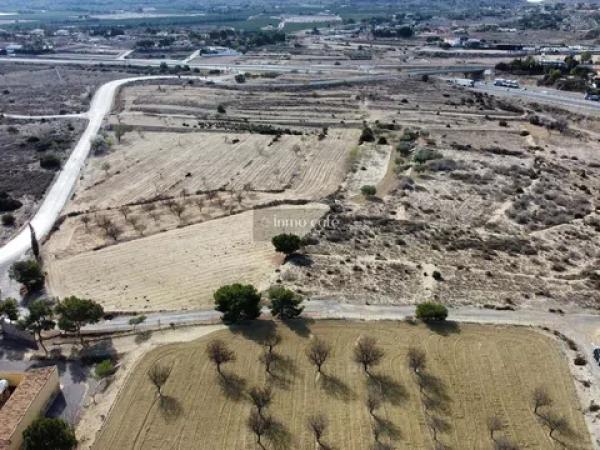 Terreno en partida Fontcalent