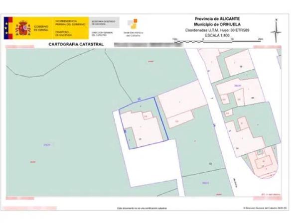 Terreno en calle Venecia