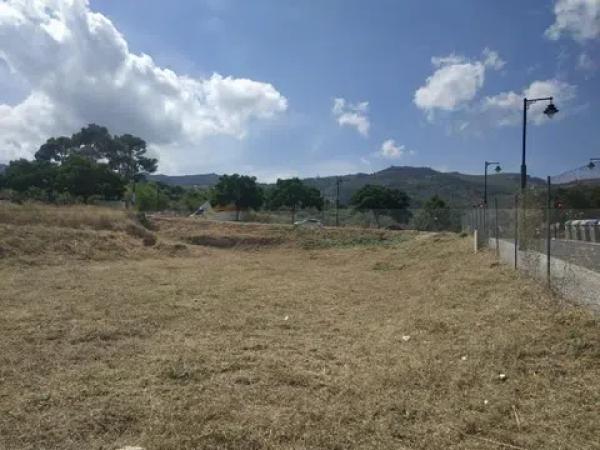 Terreno en calle la Rambla