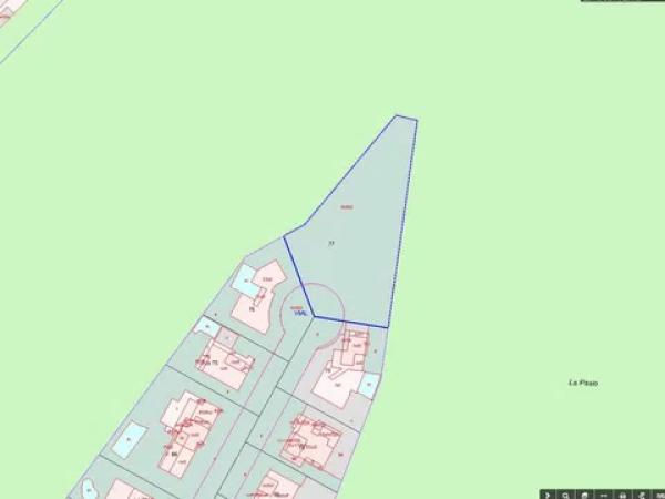 Terreno en avenida Fotógrafo Francisco Cano