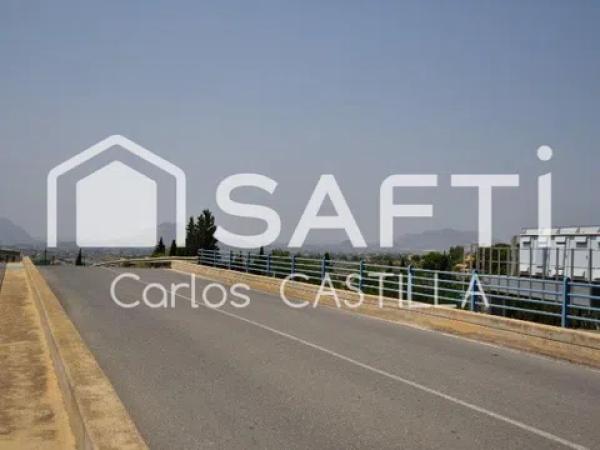 Terreno en avenida Pescados