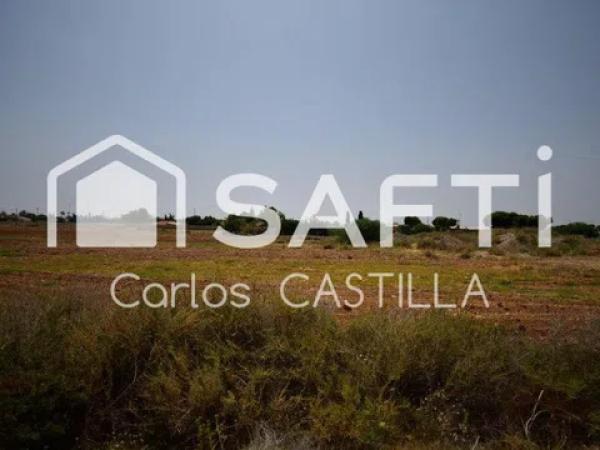 Terreno en avenida Pescados