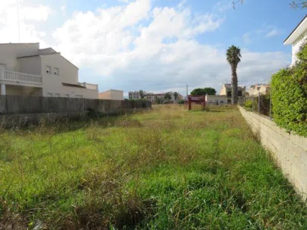 Terreno en calle Xàbia