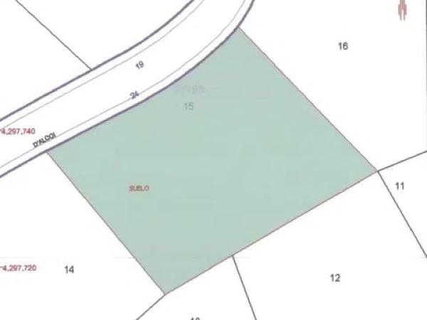 Terreno en calle Riu Girona