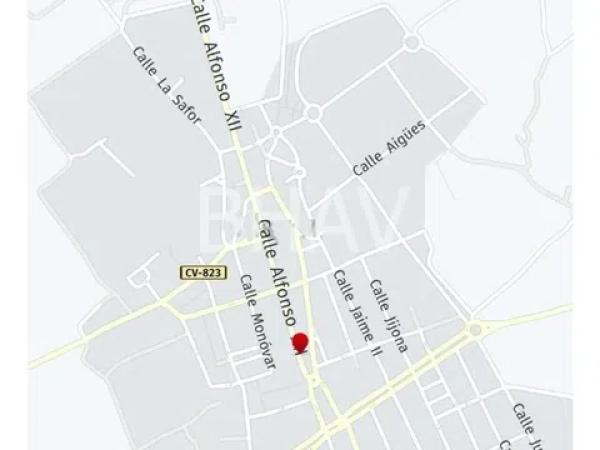 Terreno en calle Alfonso Xii