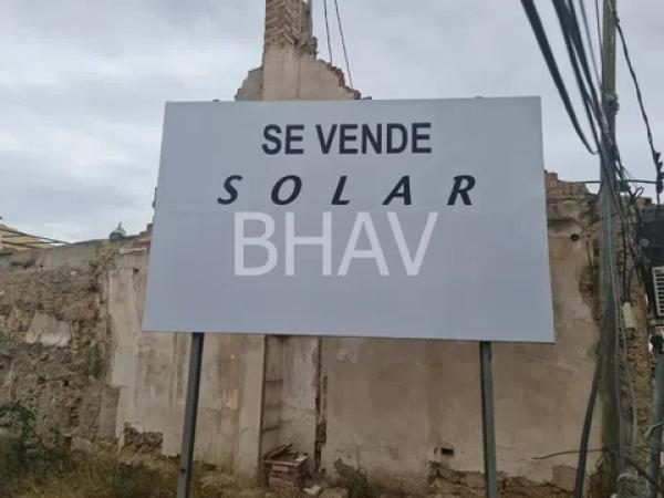 Terreno en calle Alfonso Xii