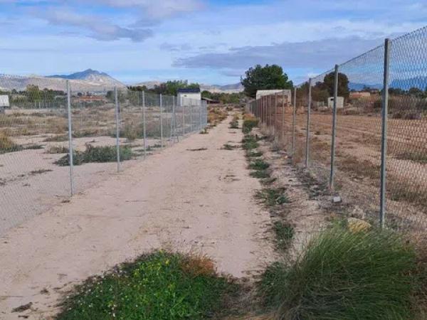 Terreno en camino de la Molineta