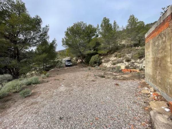Terreno en Partida Bortolons, 3
