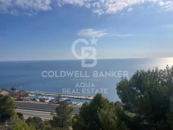 Terreno en calle Italia, 62