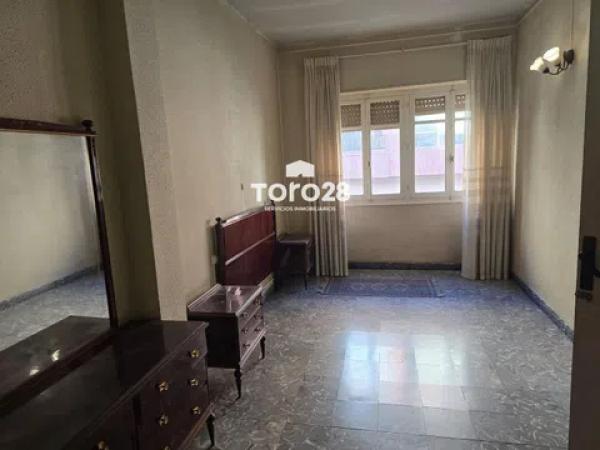 Terreno en calle Pegaso