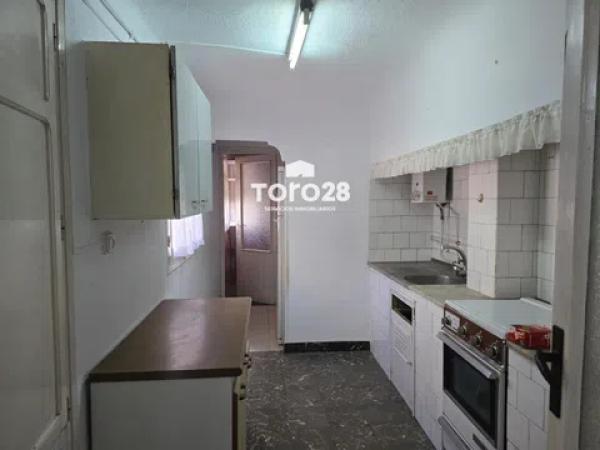 Terreno en calle Pegaso