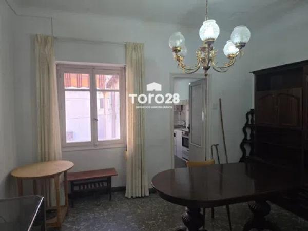 Terreno en calle Pegaso