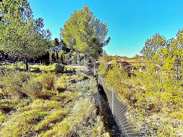 Terreno en avenida los Chopos, 41 -35