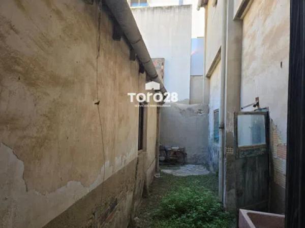 Terreno en calle Pegaso