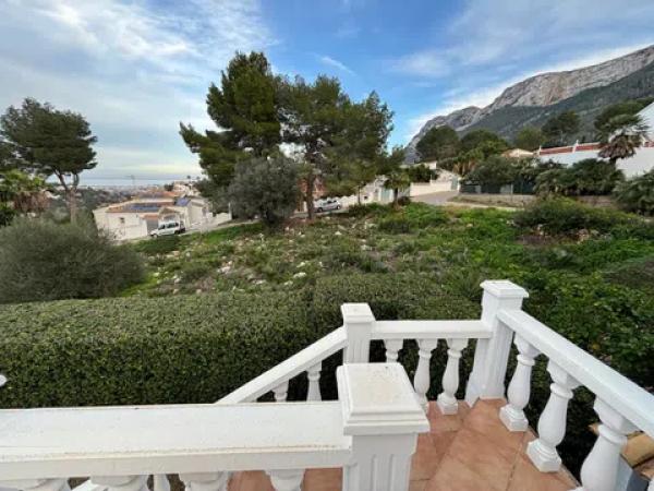 Terreno en calle Eros