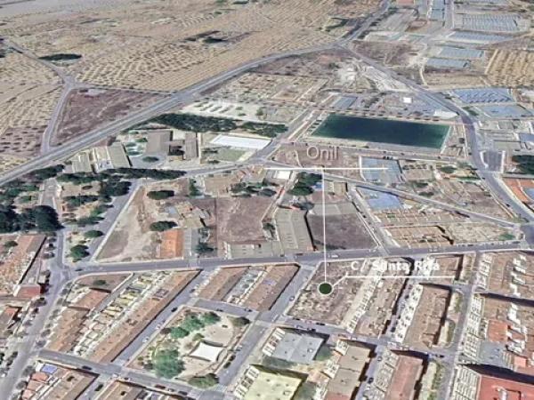 Terreno en calle Santa Rita