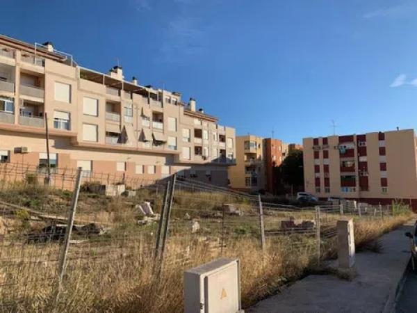 Terreno en calle Santa Rita