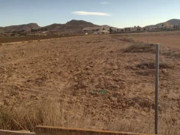 Terreno en Hondón de las Nieves