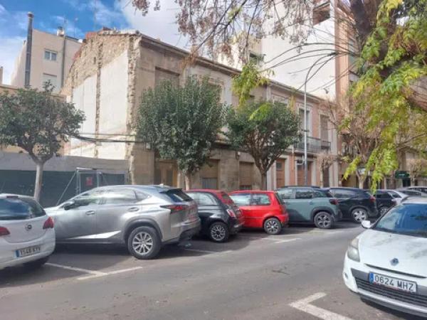 Terreno en calle Arquitecto Guardiola, 26 -46