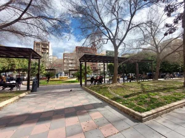 Terreno en calle Arquitecto Guardiola, 26 -46