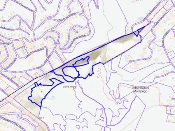 Terreno en calle Costera Negra