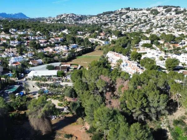 Terreno en calle Haya