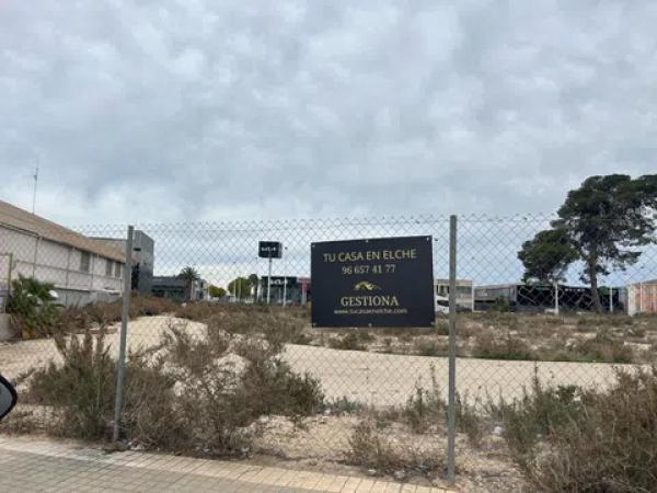 Terreno en Barrio Cementerio-El Aljub