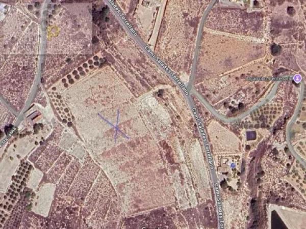 Terreno en camino Salades Torrellano s/n