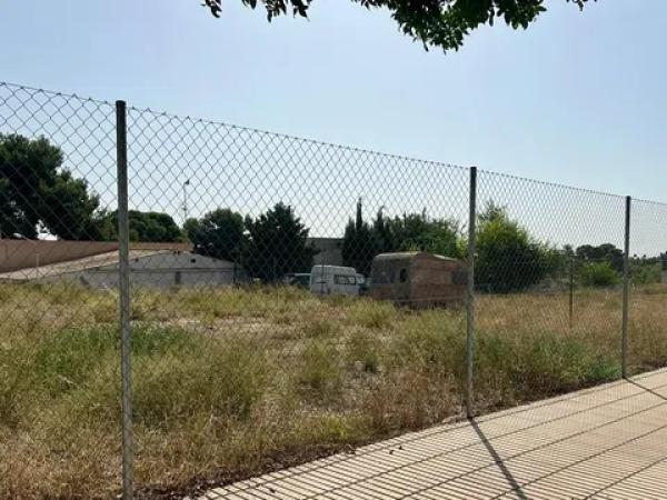 Terreno en calle Gorrión, 12