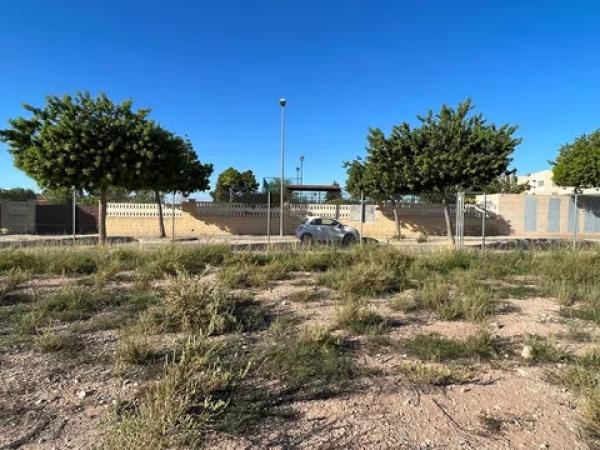 Terreno en calle Gorrión, 12