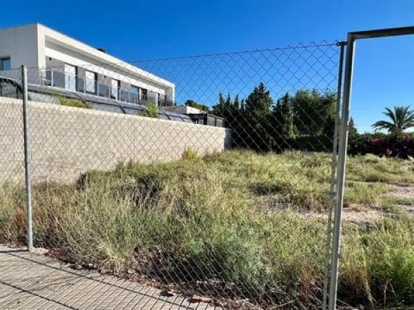 Terreno en calle Gorrión, 12