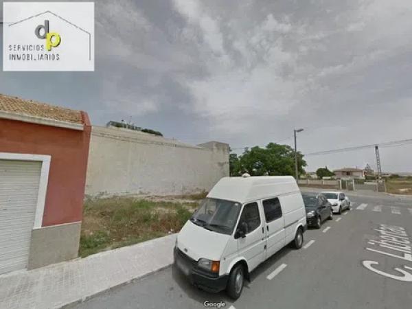 Terreno en calle Libertad, 105