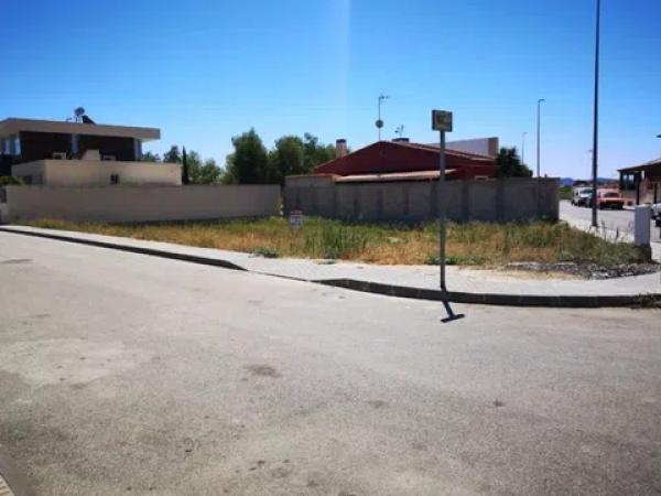 Terreno en calle Grecia, 7