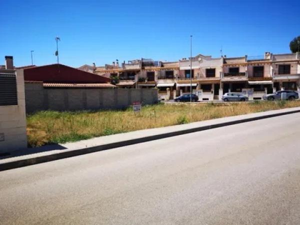 Terreno en calle Grecia, 7