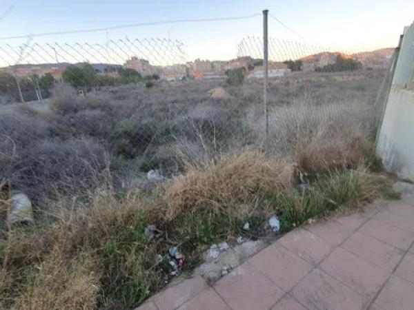 Terreno en avenida Padre Faustino Miquez