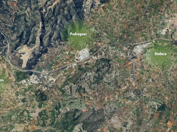 Terreno en calle Riu Segura