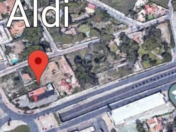 Terreno en avenida de Dénia, 131