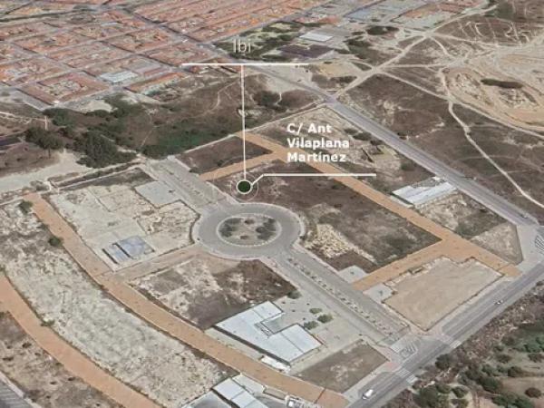 Terreno en avenida Antonio Vilaplana Martinez