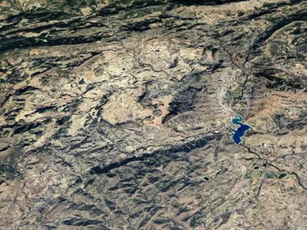 Terreno en via Sense Nom