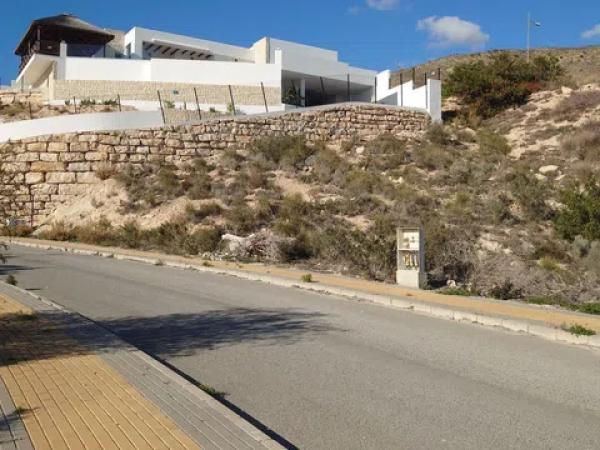 Terreno en calle de Colombia