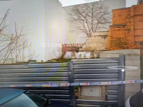 Terreno en calle Caragol