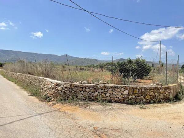 Terreno en Diseminado Pontets