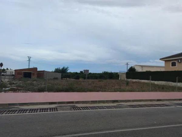 Terreno en avenida de Almoradí, 19