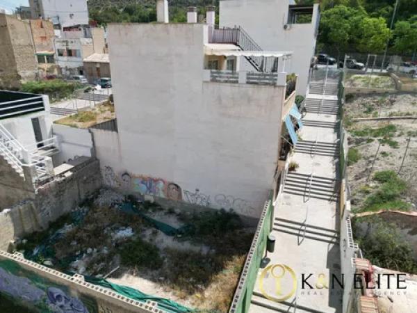 Terreno en calle Peligros, 9