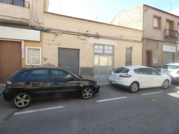 Terreno en Castelar, 16